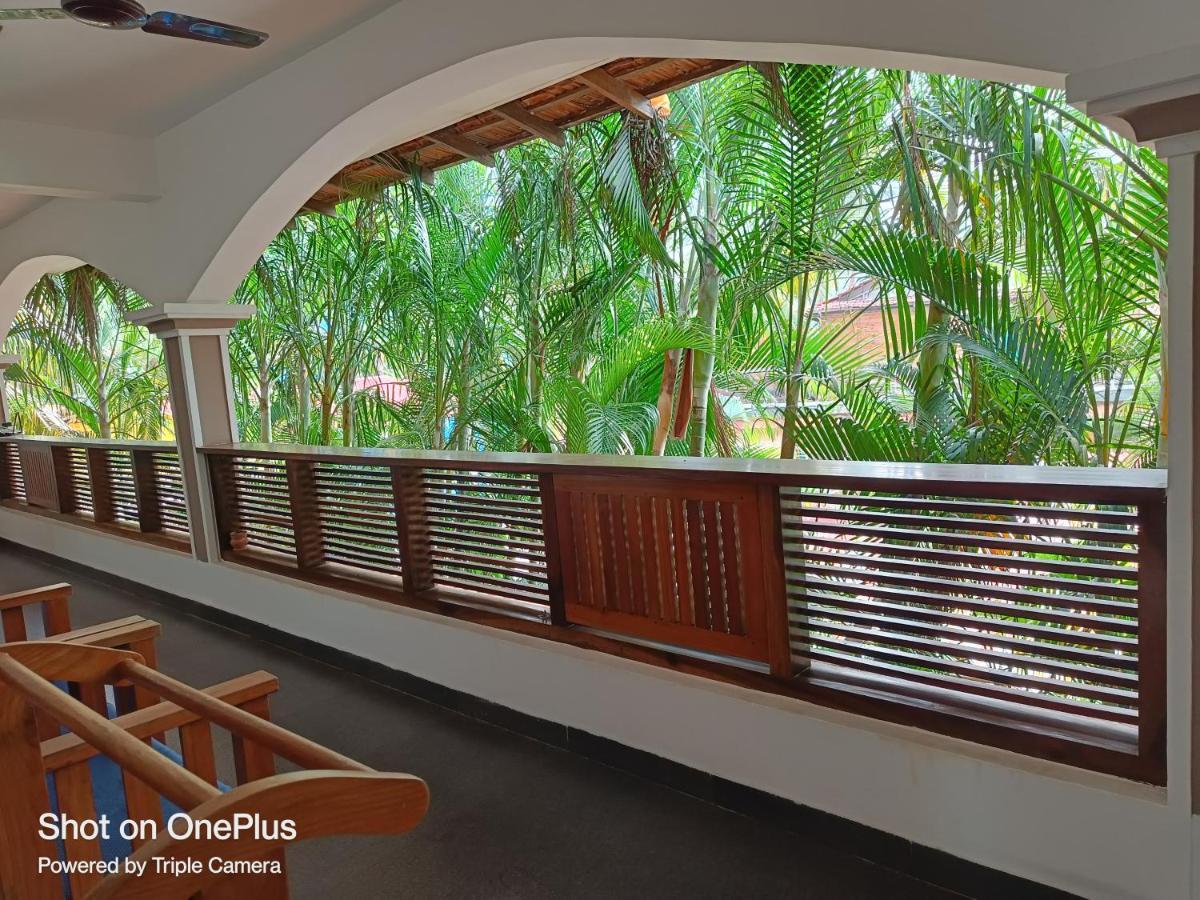 Dunhill Beach Resort Agonda Eksteriør billede