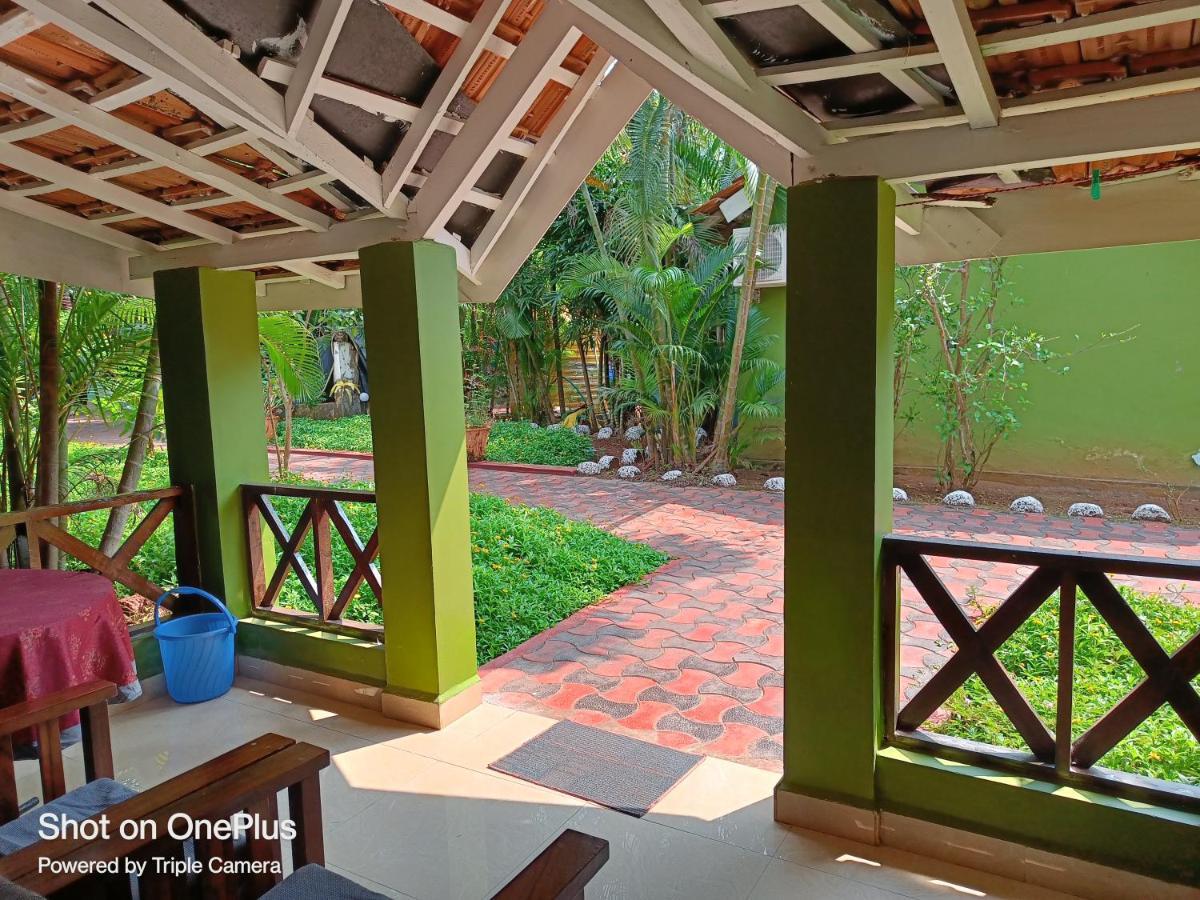 Dunhill Beach Resort Agonda Eksteriør billede