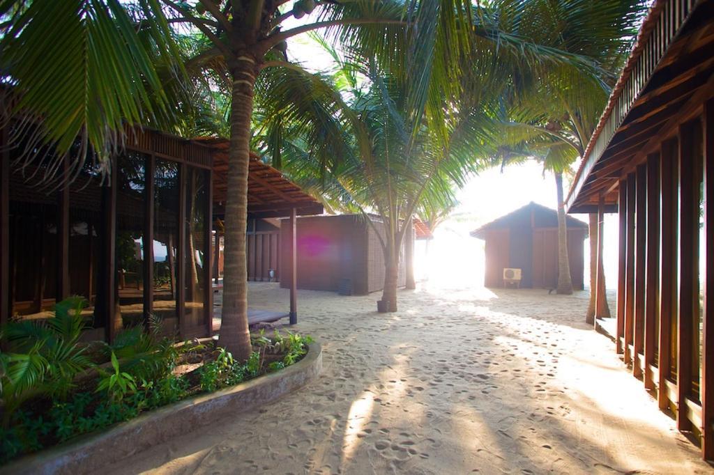 Dunhill Beach Resort Agonda Eksteriør billede